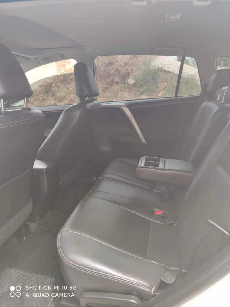 西安16年豐田RAV4榮放4