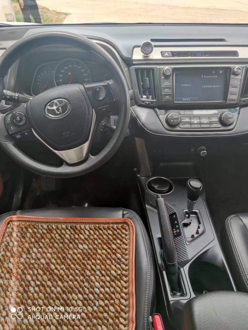 西安16年豐田RAV4榮放6