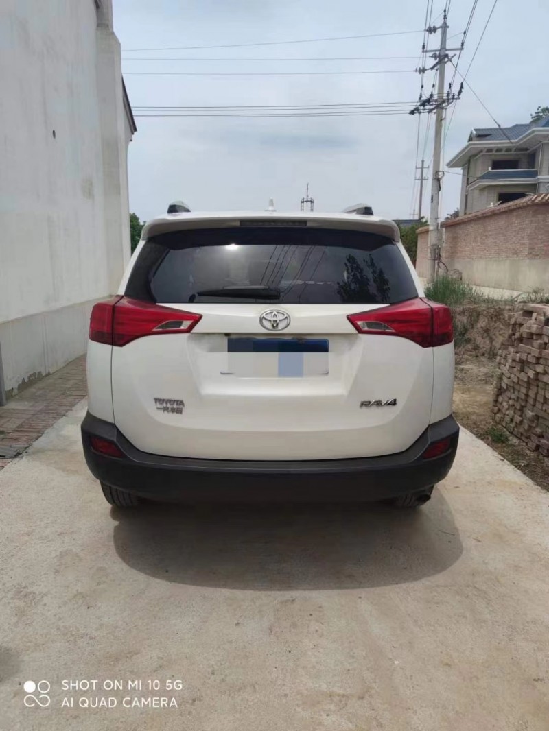 西安16年豐田RAV4榮放8
