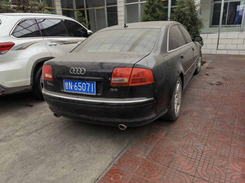 蘭州05年奧迪A8L1