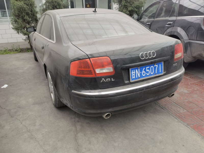 蘭州05年奧迪A8L3