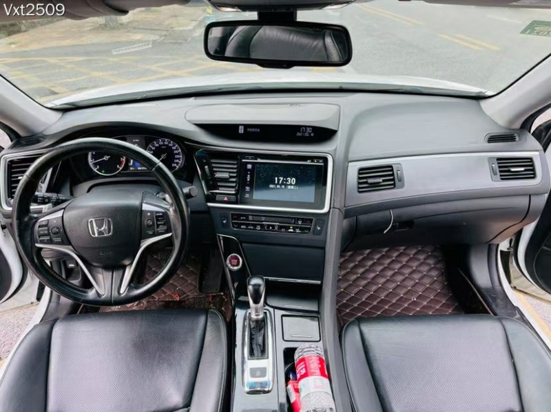 东莞09年本田奥德赛2