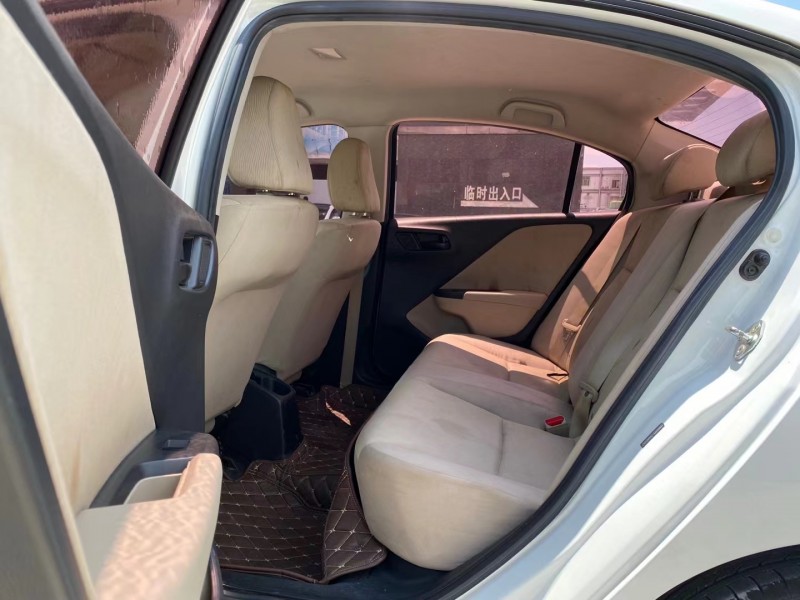 东莞17年本田锋范7