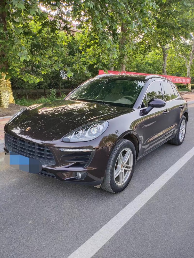 東營14年保時捷Macan7