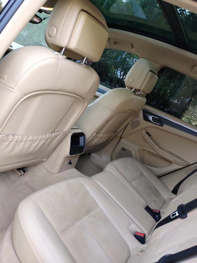 東營14年保時捷Macan3