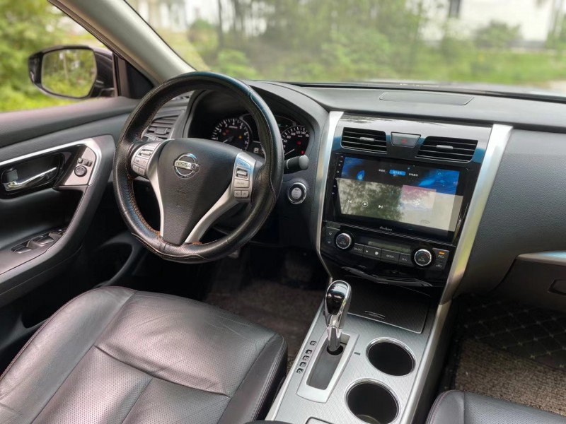 上饒18年日產天籟1