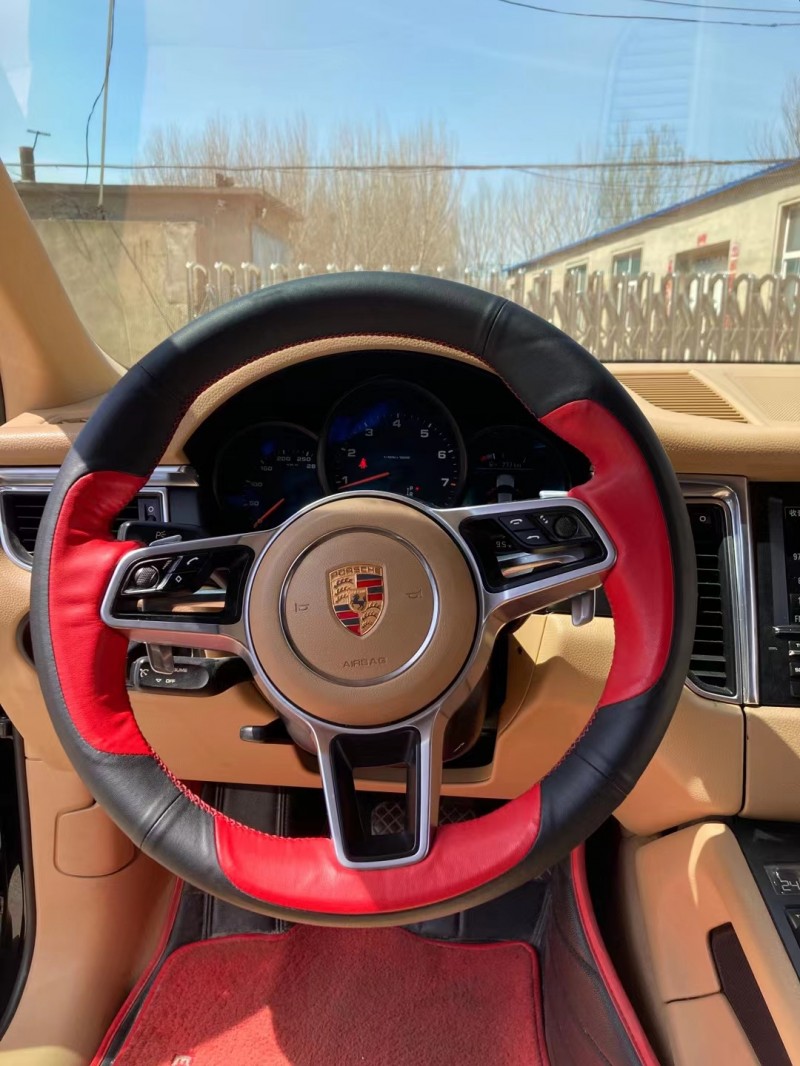 沈陽14年保時捷Macan2
