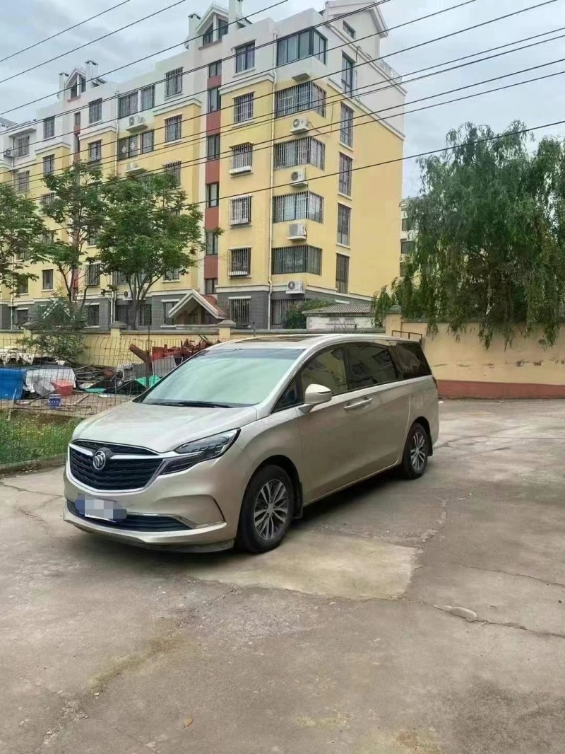 青岛20年别克GL83