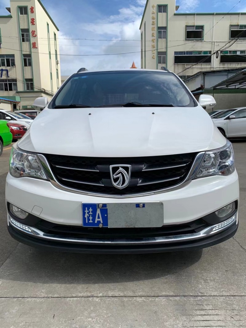 中山17年寶駿7301