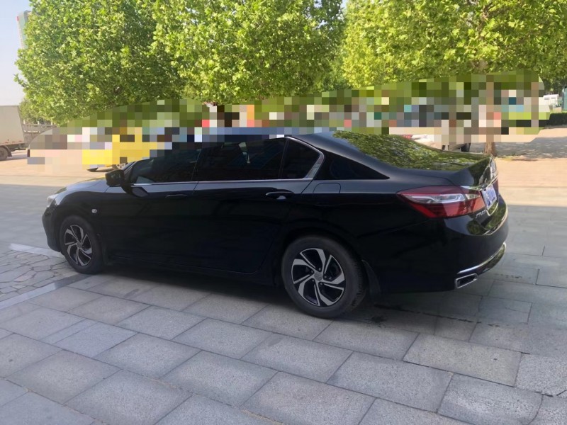 潍坊18年本田雅阁3