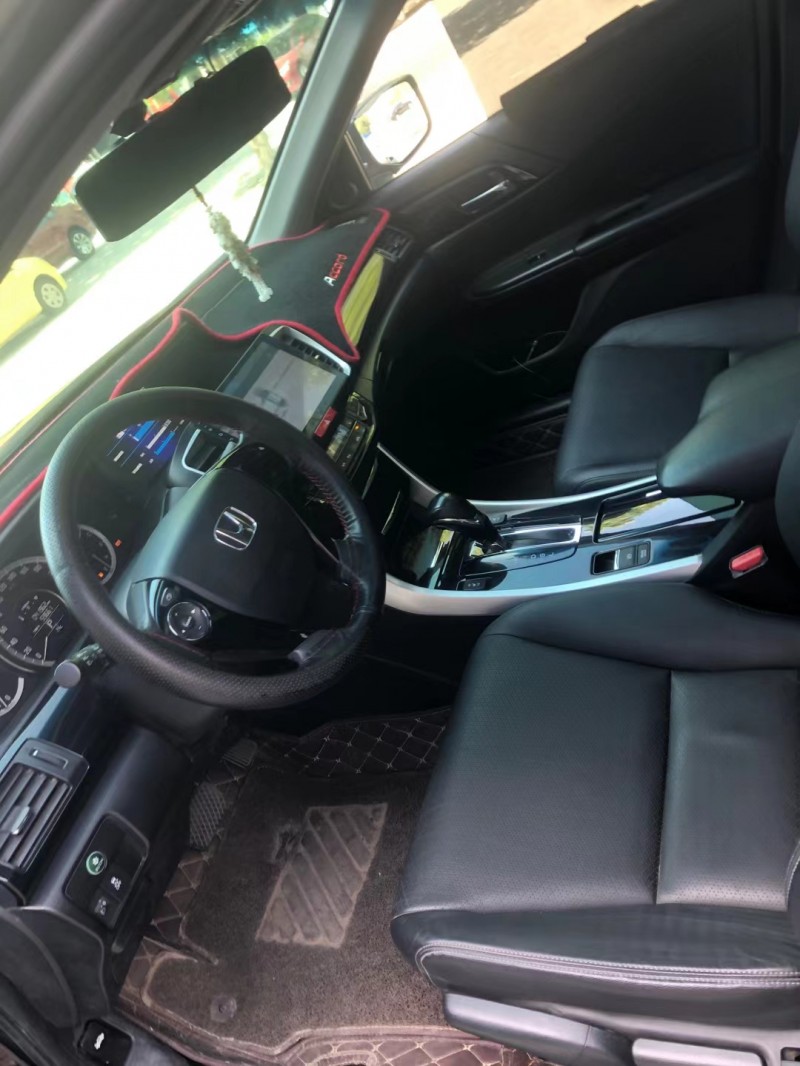 潍坊18年本田雅阁7