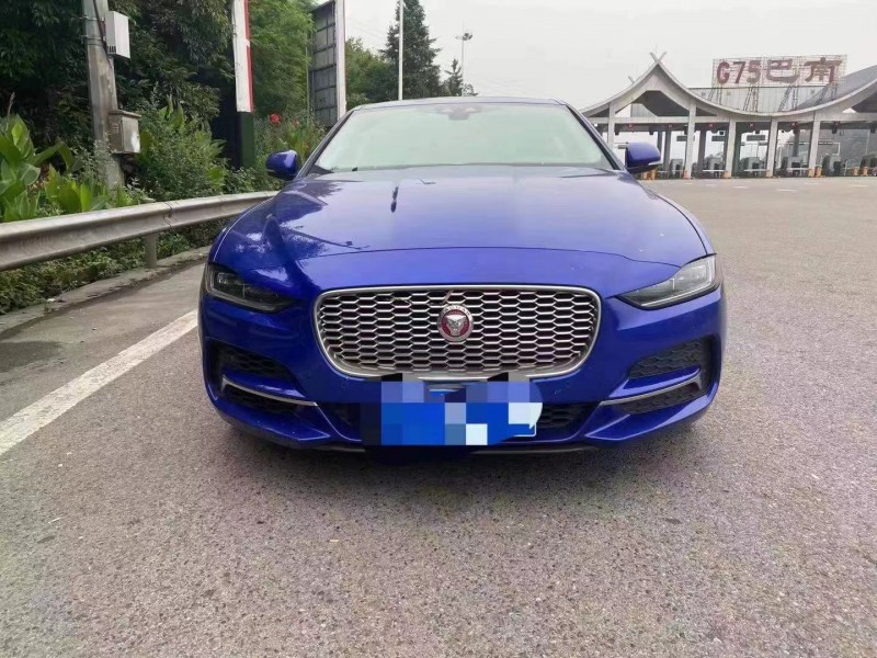 重慶20年捷豹XE1
