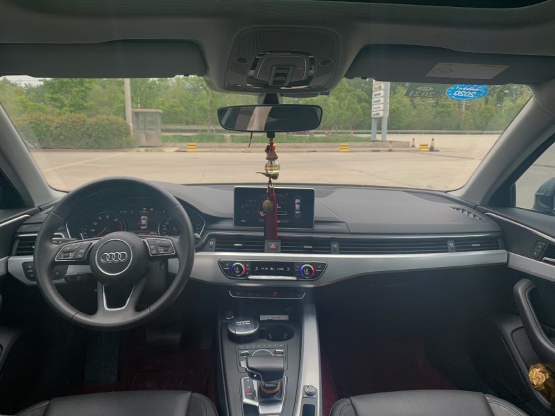 徐州17年奥迪A4L1