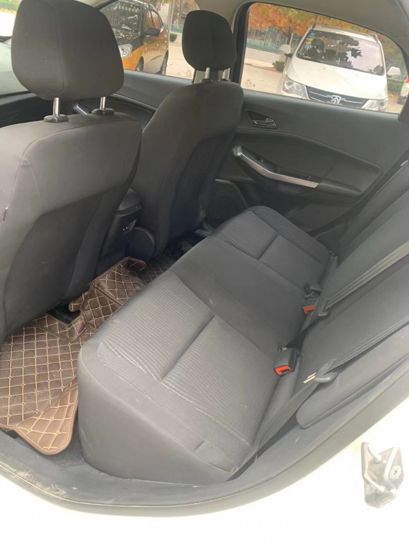 潍坊19年福特福睿斯2