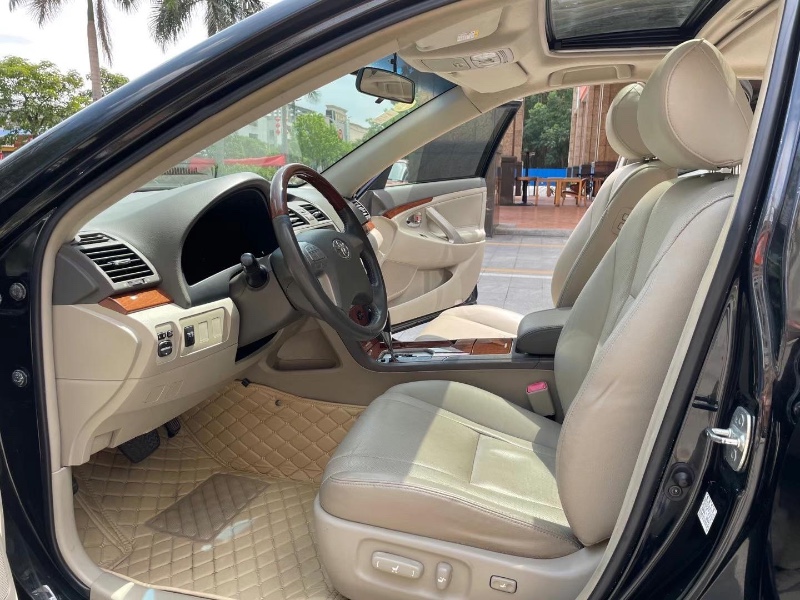 佛山14年丰田凯美瑞3