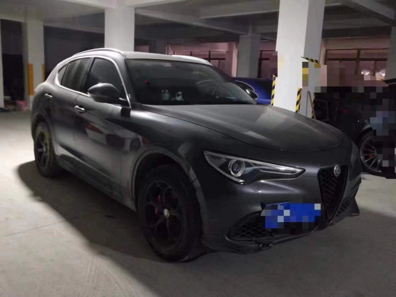泉州17年阿爾法·羅密歐Stelvio2