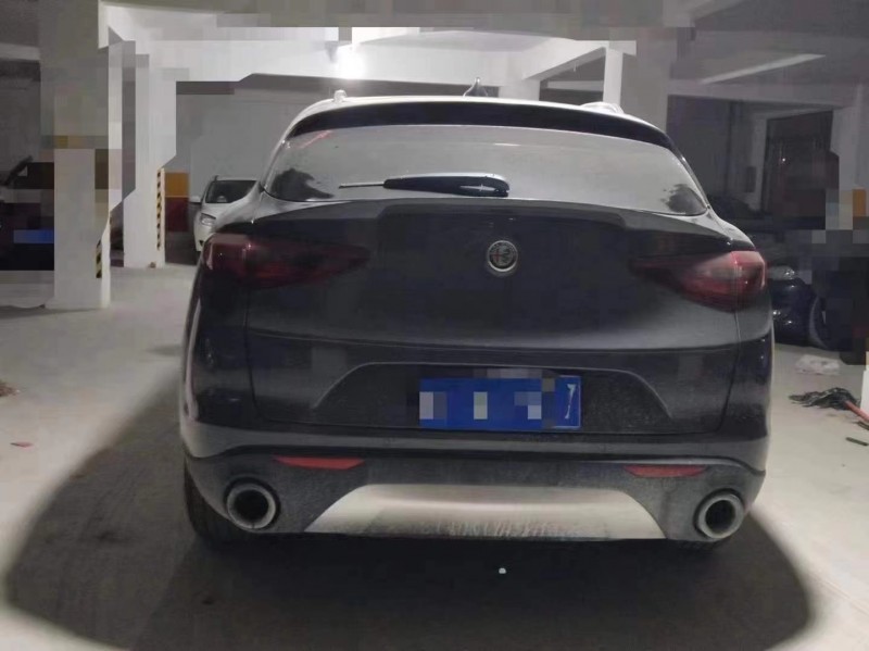 泉州17年阿爾法·羅密歐Stelvio9