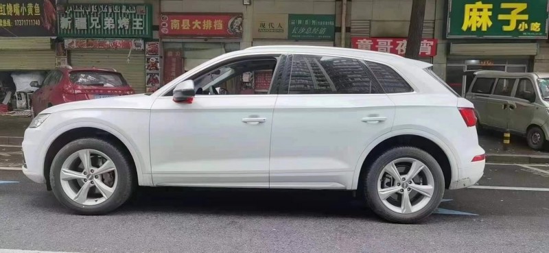 十堰21年奧迪Q57