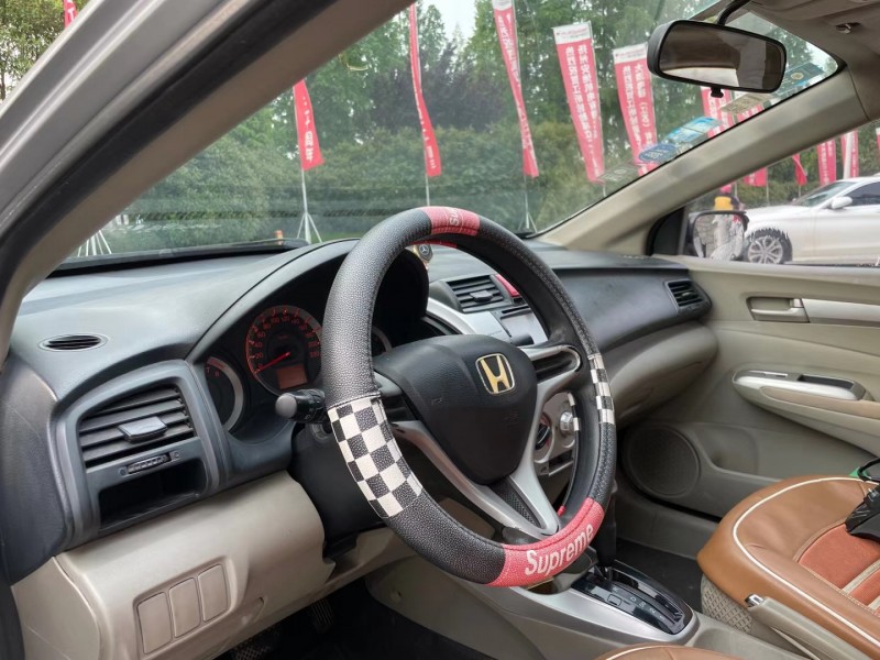 徐州10年本田锋范6