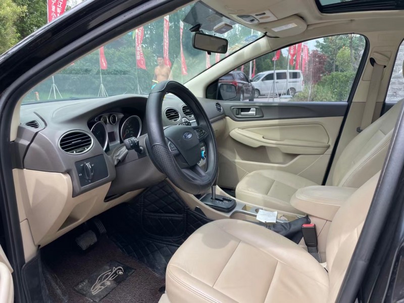 徐州11年福特福克斯8