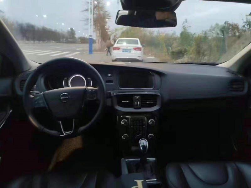 合肥19年沃爾沃V404