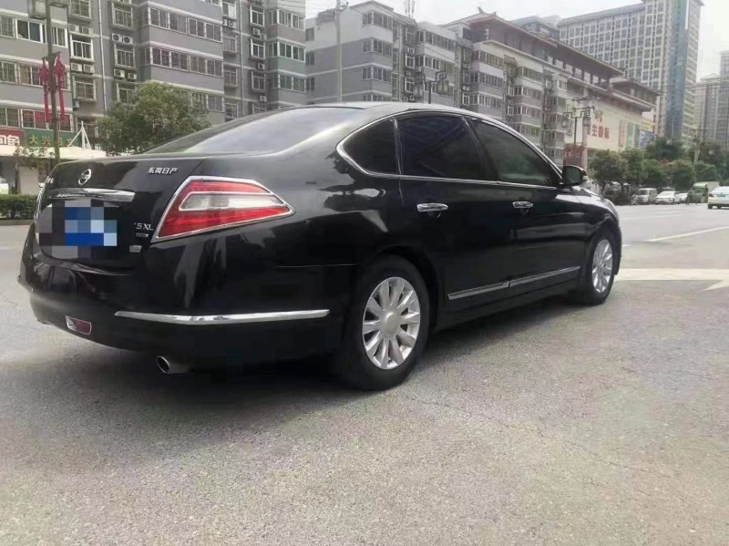 西安10年日產奇駿5