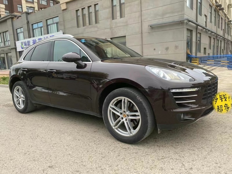济南16年保时捷Macan8