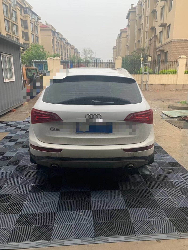 青岛12年奥迪Q57