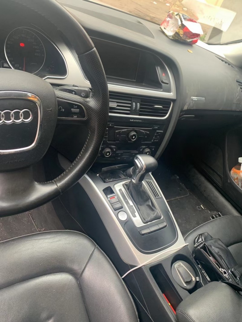 青岛11年奥迪A53