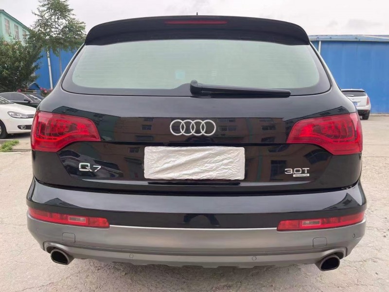 青岛12年奥迪Q79