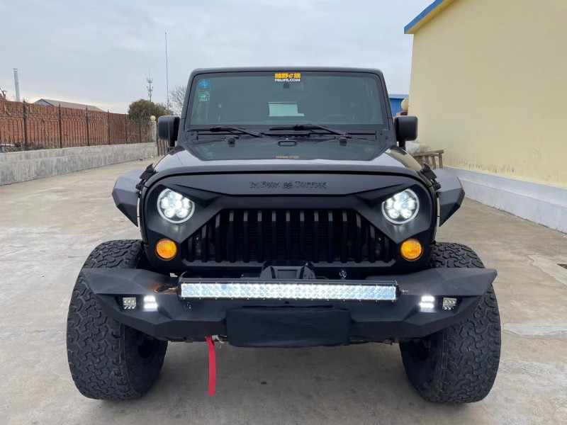 煙臺13年Jeep牧馬人9