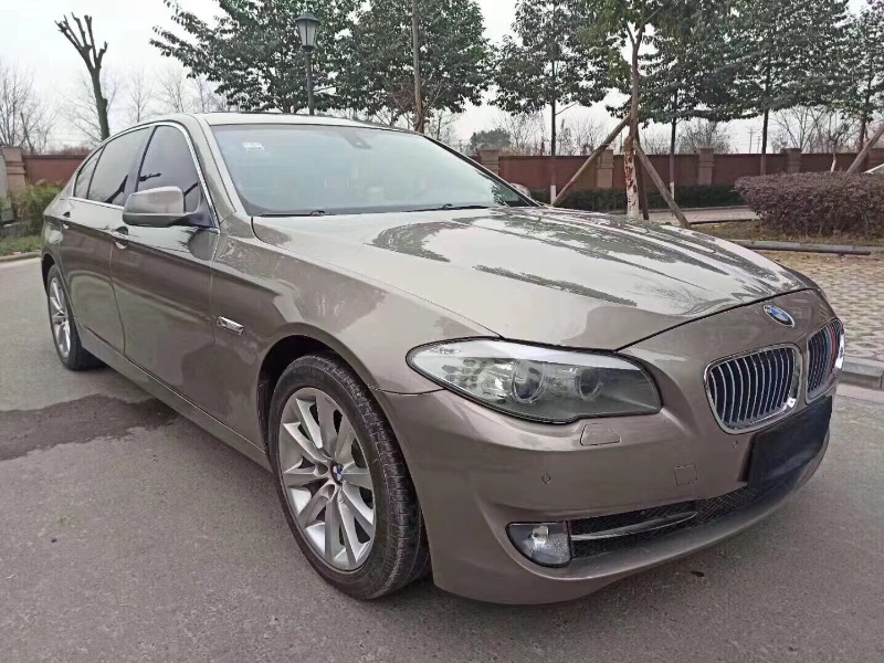 成都11年宝马5系5