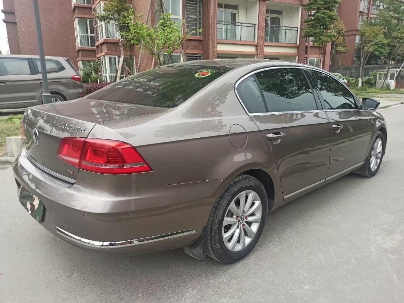 成都15年大众迈腾5