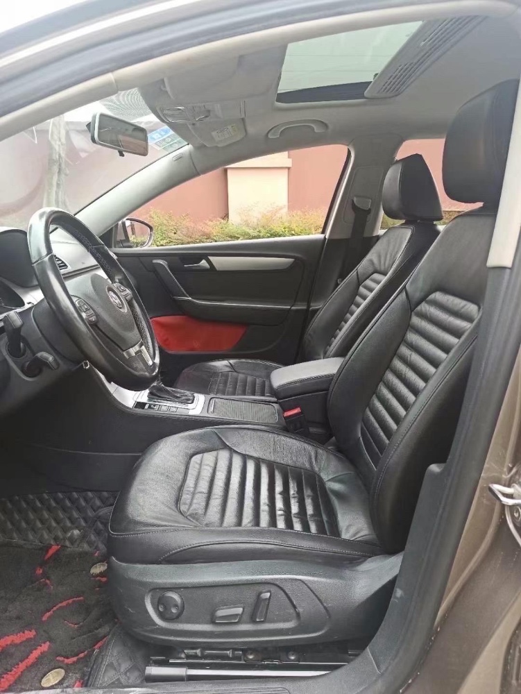 成都15年大众迈腾3