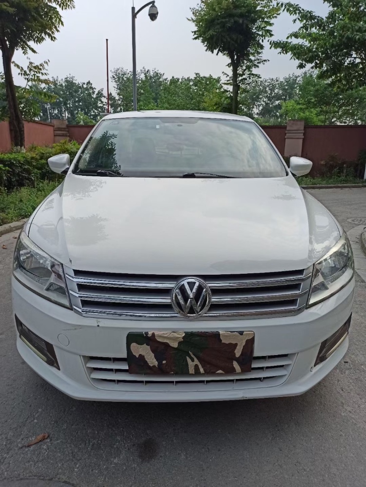 成都14年大众桑塔纳9