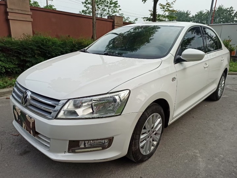 成都14年大众桑塔纳4