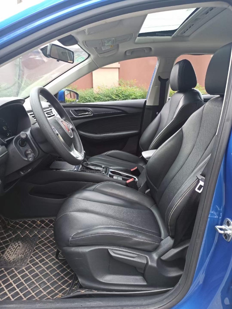 成都14年大众桑塔纳2