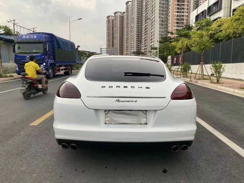 南寧11年保時捷帕拉梅拉1
