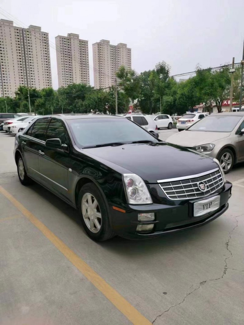 潍坊09年凯迪拉克赛威1