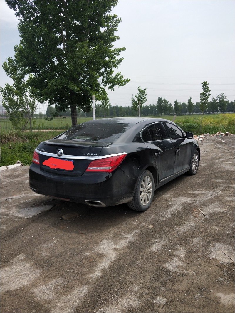 徐州15年别克君越3