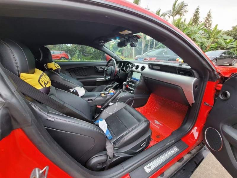 东莞17年福特野马8