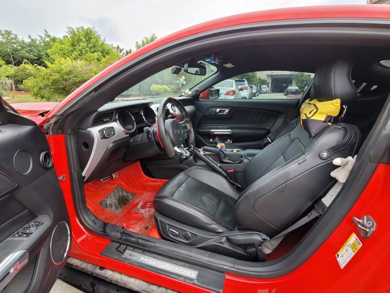 东莞17年福特野马9