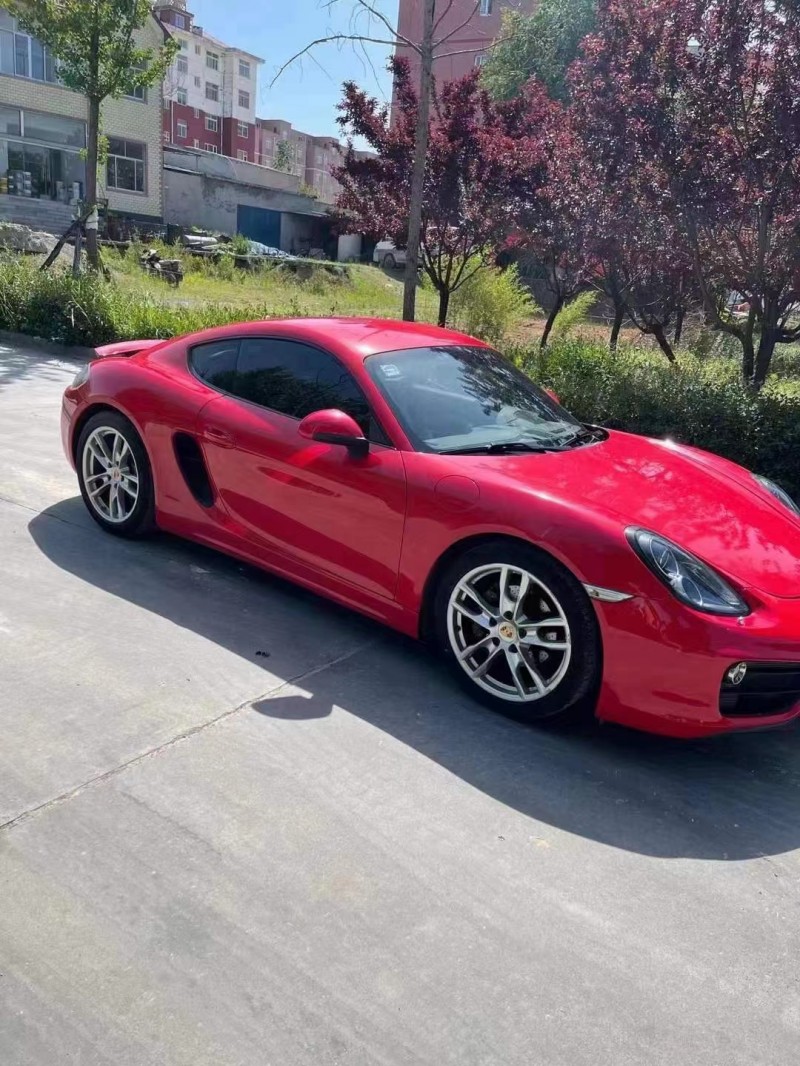 武汉15年保时捷卡曼2