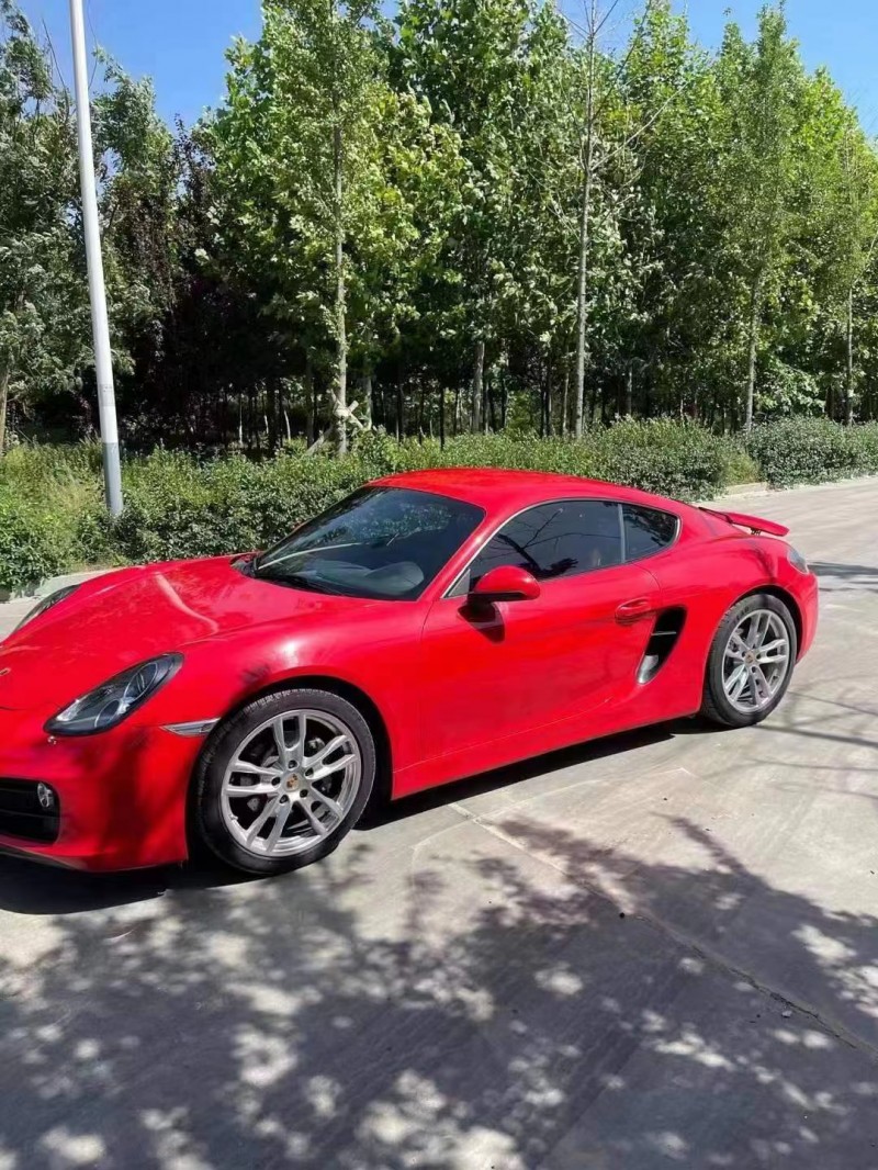 武汉15年保时捷卡曼3