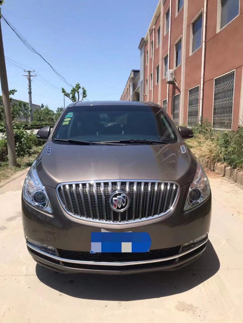 济宁16年别克GL81