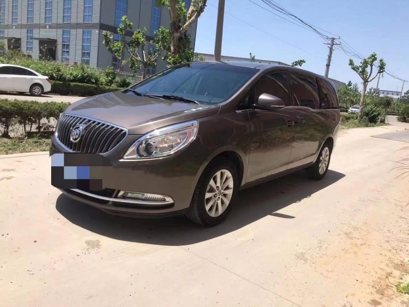 济宁16年别克GL82