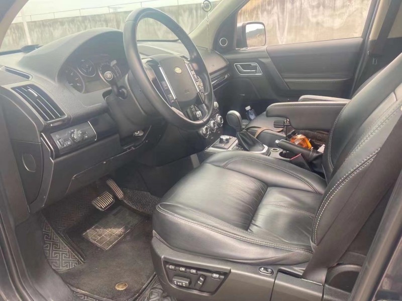 武汉13年路虎神行者1