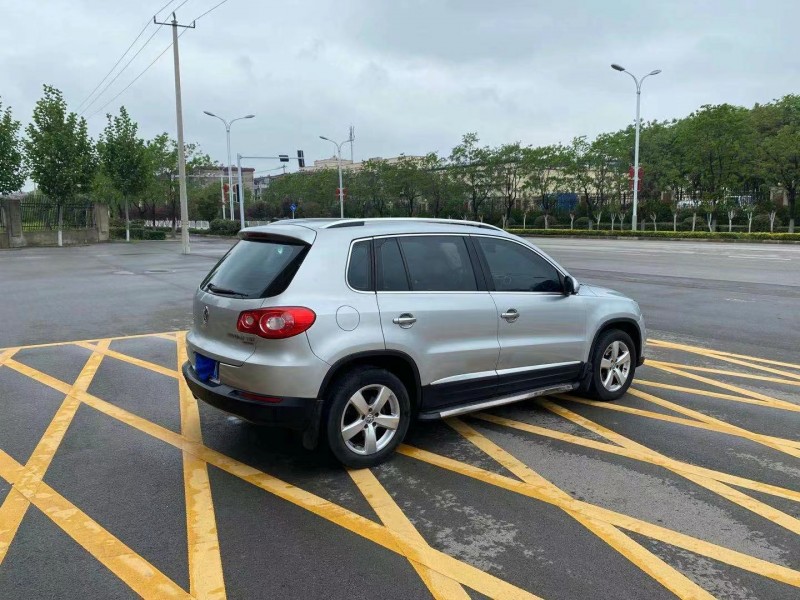 徐州10年大众途观6