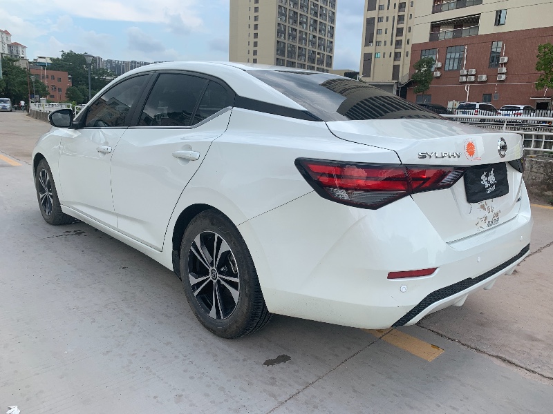 广州20年日产轩逸2