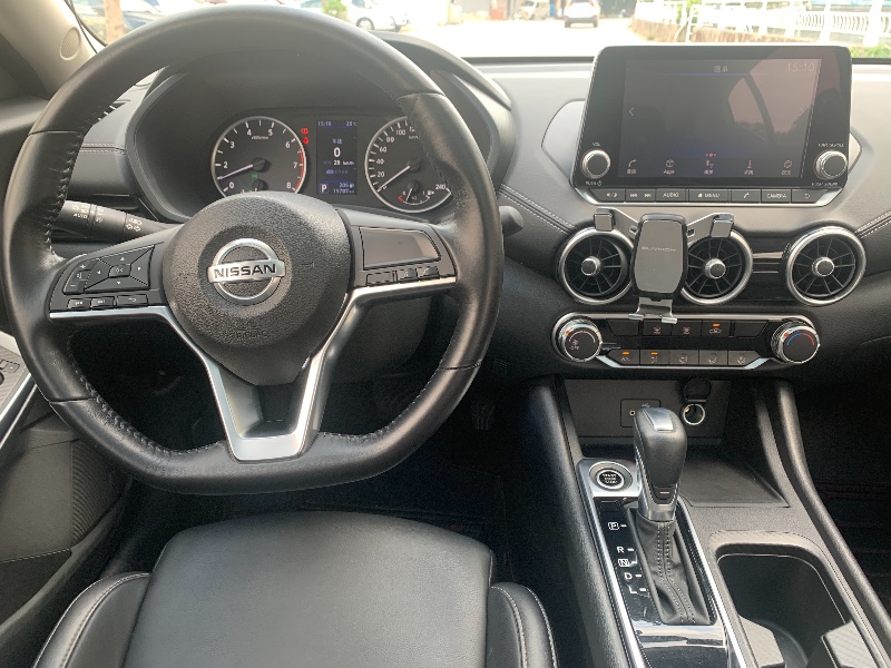 广州20年日产轩逸3